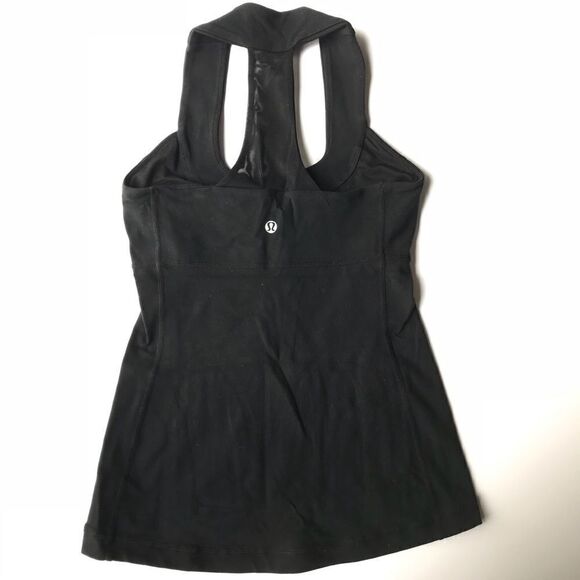 Lululemon Bundle of tanks Sz 4 - Picture 5 of 6